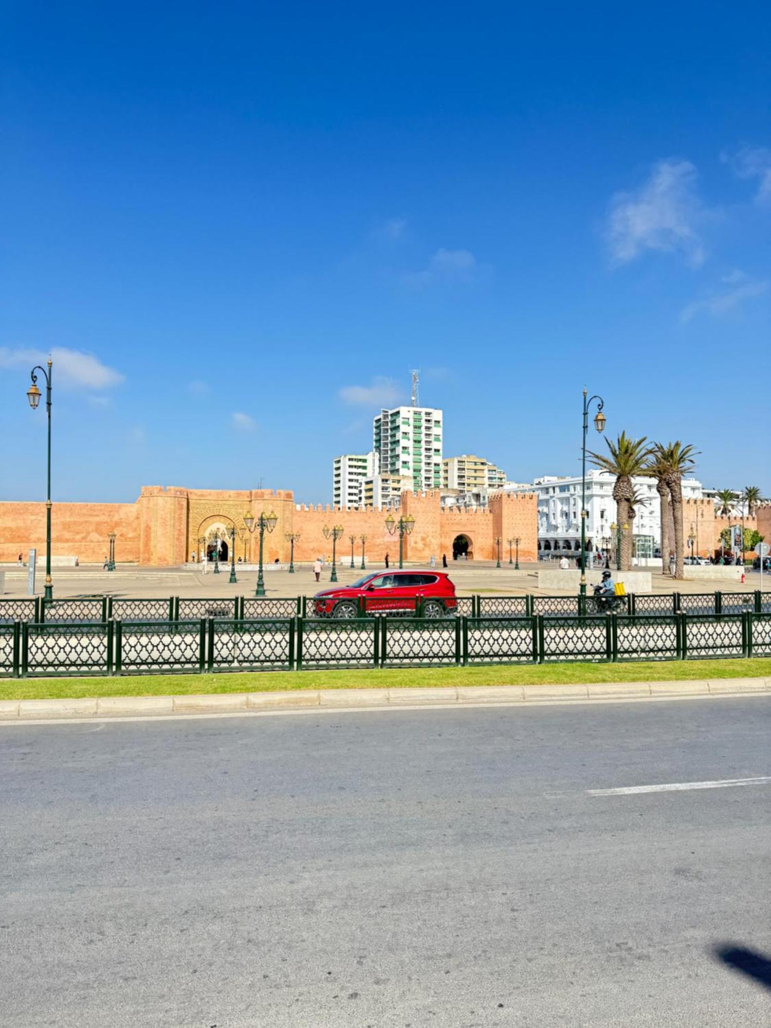 Suitouiss - Downtown - Appartement En Plein Centre Ville Rabat Buitenkant foto